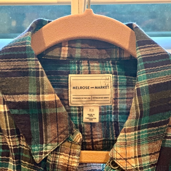 Lightweight plaid button front - Picture 1 of 3